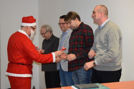 Click to zoom the picture.