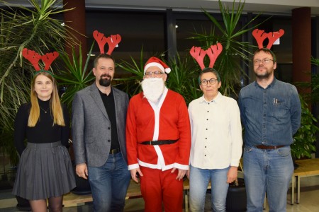 Click to zoom the picture.