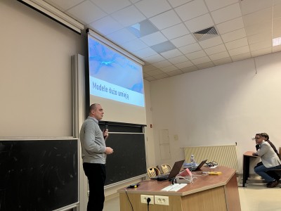 Click to zoom the picture.