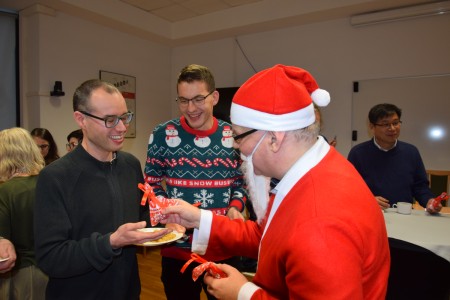 Click to zoom the picture.