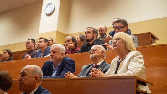 Kliknij, aby powiększyć zdjęcie.