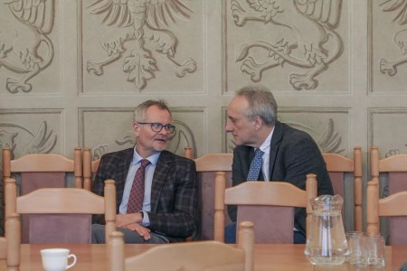 Click to zoom the picture.