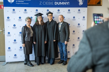 Kliknij, aby powiększyć zdjęcie.