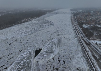 Click to zoom the picture.