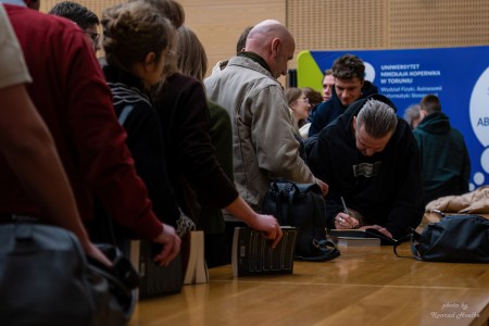 Click to zoom the picture.