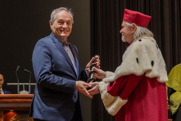 Kliknij, aby powiększyć zdjęcie.