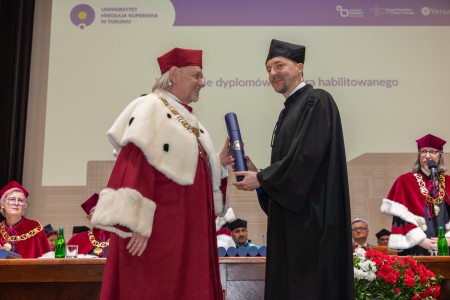 Kliknij, aby powiększyć zdjęcie.