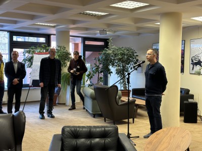 Click to zoom the picture.