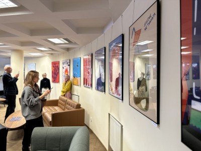 Click to zoom the picture.