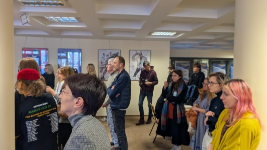 Click to zoom the picture.