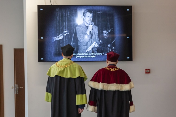 Kliknij, aby powiększyć zdjęcie.