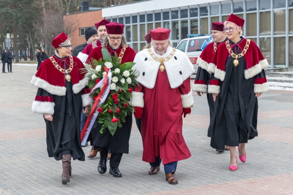 Kliknij, aby powiększyć zdjęcie.