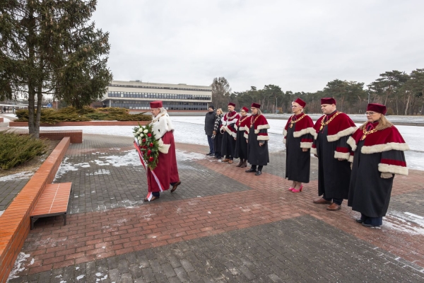 Kliknij, aby powiększyć zdjęcie.