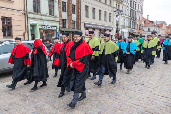 Kliknij, aby powiększyć zdjęcie.