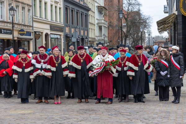Kliknij, aby powiększyć zdjęcie.