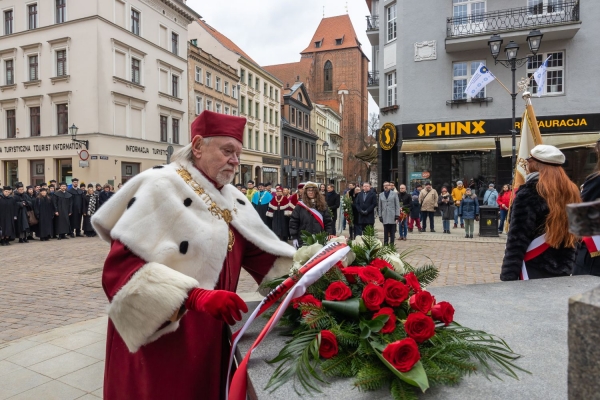 Kliknij, aby powiększyć zdjęcie.