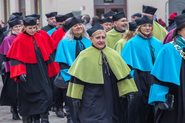 Kliknij, aby powiększyć zdjęcie.