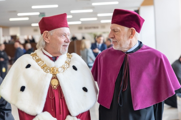 Kliknij, aby powiększyć zdjęcie.