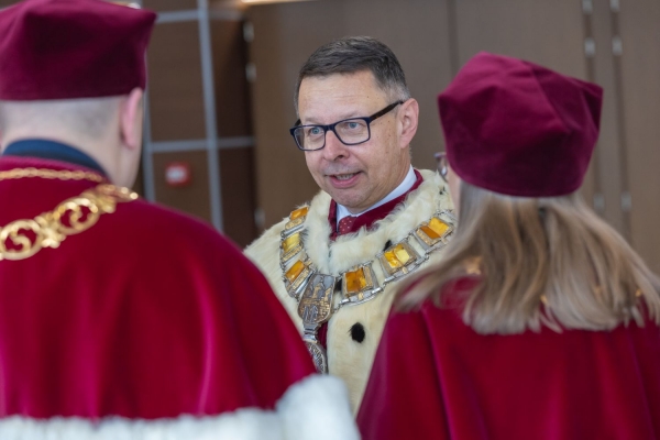 Kliknij, aby powiększyć zdjęcie.