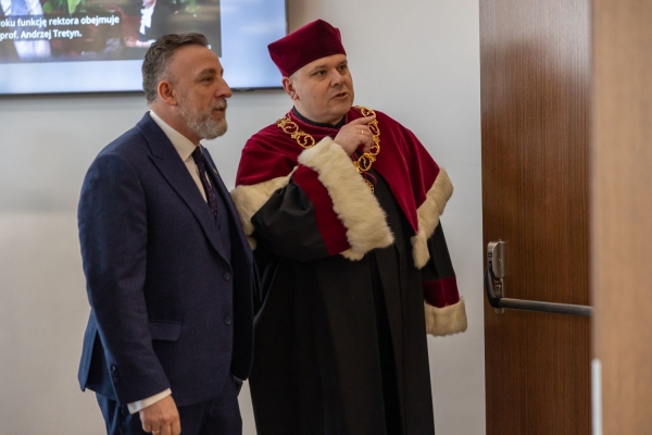 Kliknij, aby powiększyć zdjęcie.