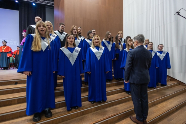 Kliknij, aby powiększyć zdjęcie.