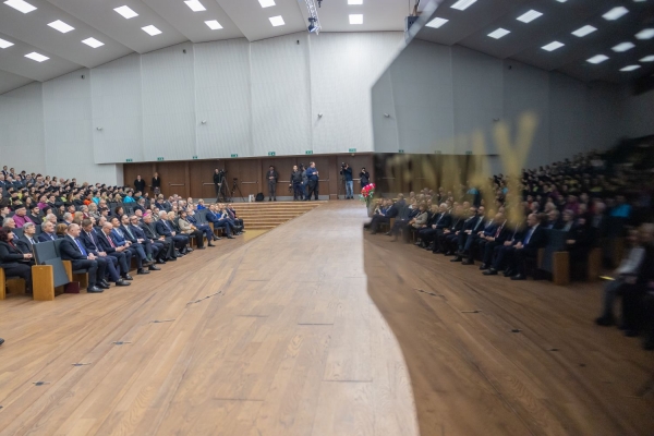 Kliknij, aby powiększyć zdjęcie.