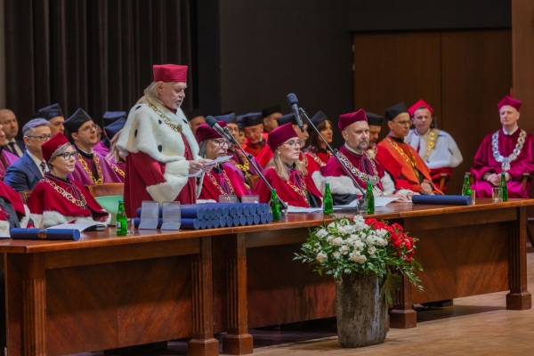 Kliknij, aby powiększyć zdjęcie.