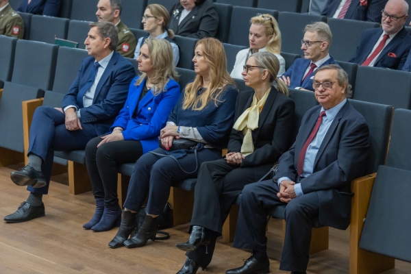 Kliknij, aby powiększyć zdjęcie.