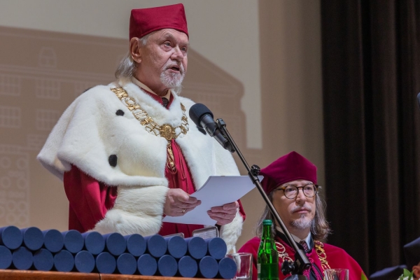 Kliknij, aby powiększyć zdjęcie.