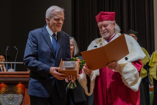 Kliknij, aby powiększyć zdjęcie.