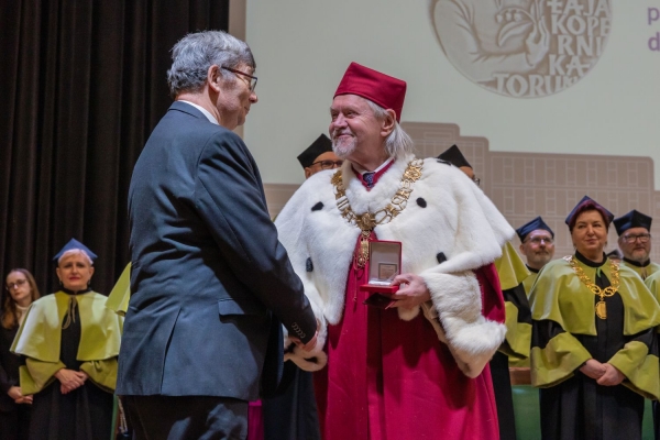 Kliknij, aby powiększyć zdjęcie.