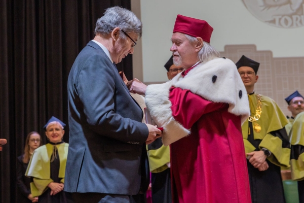 Kliknij, aby powiększyć zdjęcie.