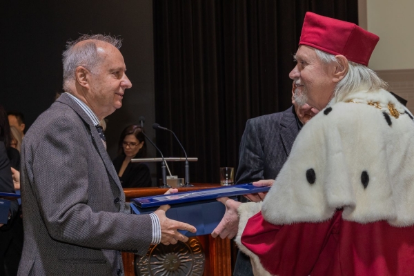 Kliknij, aby powiększyć zdjęcie.