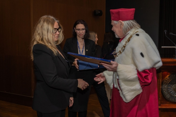 Kliknij, aby powiększyć zdjęcie.