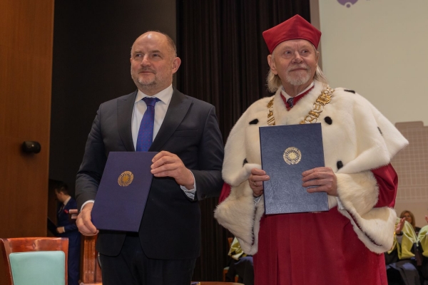 Kliknij, aby powiększyć zdjęcie.