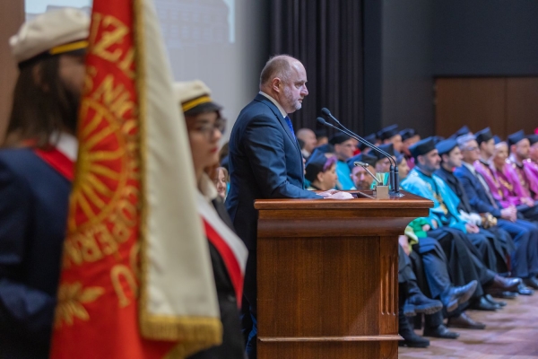 Kliknij, aby powiększyć zdjęcie.