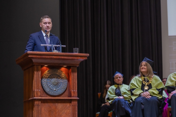 Kliknij, aby powiększyć zdjęcie.