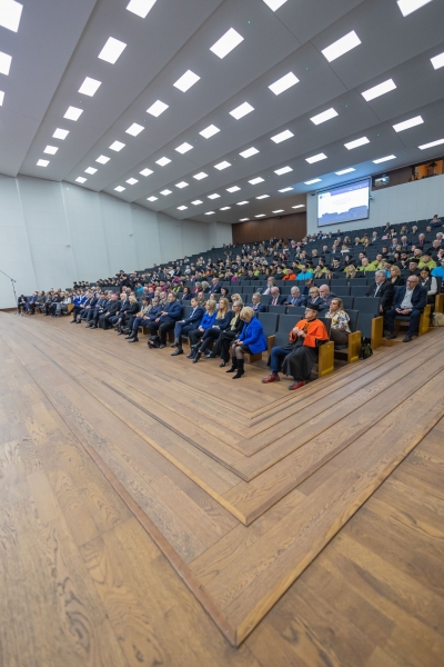 Kliknij, aby powiększyć zdjęcie.