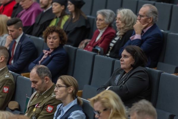 Kliknij, aby powiększyć zdjęcie.