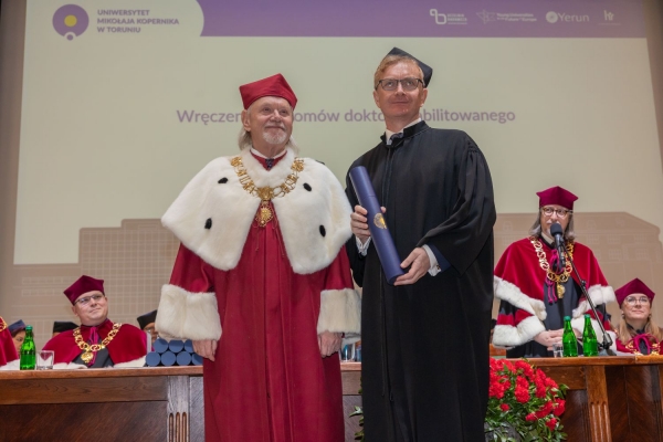 Kliknij, aby powiększyć zdjęcie.