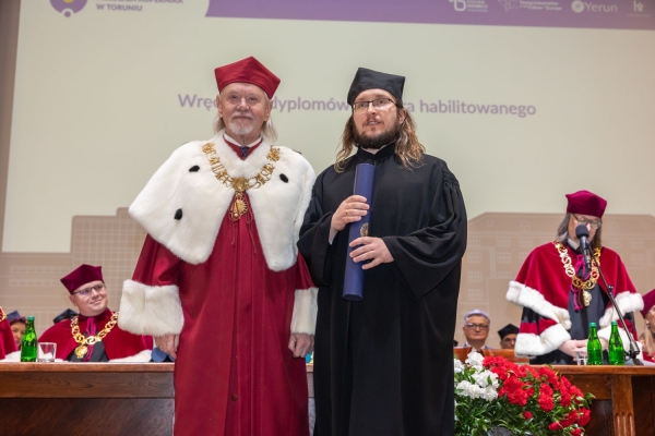 Kliknij, aby powiększyć zdjęcie.