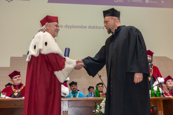 Kliknij, aby powiększyć zdjęcie.