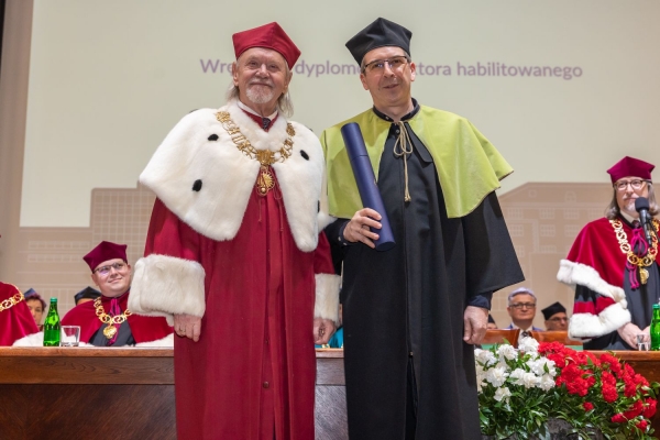 Kliknij, aby powiększyć zdjęcie.