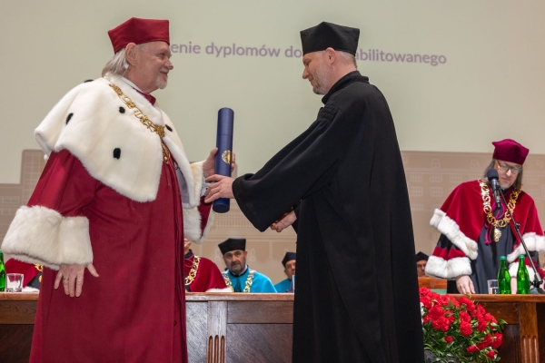 Kliknij, aby powiększyć zdjęcie.