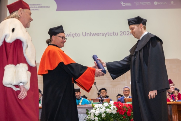 Kliknij, aby powiększyć zdjęcie.