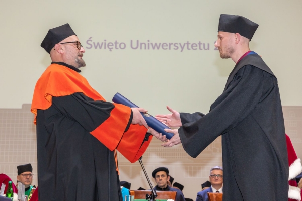 Kliknij, aby powiększyć zdjęcie.