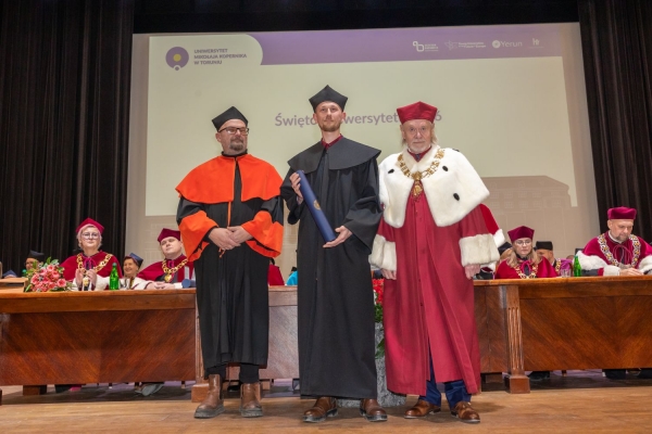 Kliknij, aby powiększyć zdjęcie.