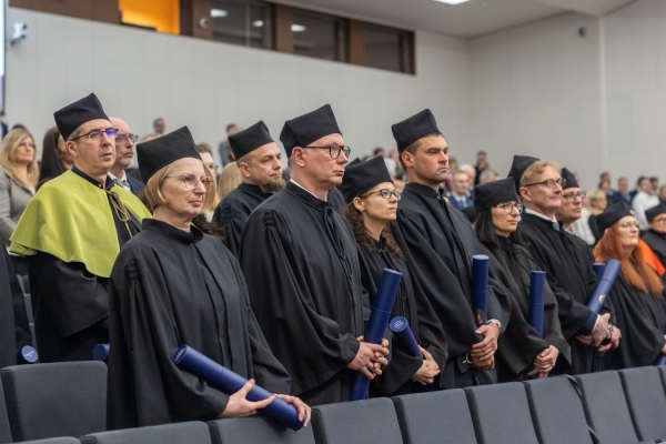 Kliknij, aby powiększyć zdjęcie.