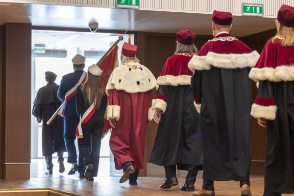 Kliknij, aby powiększyć zdjęcie.