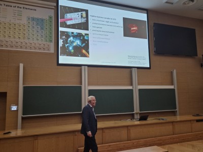 Kadry z wykładu w Audytorium Aleksandra Jabłońskiego. Kliknij, aby powiększyć zdjęcie.